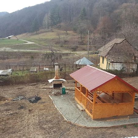 Casa Dodoc Hotel Caciulata Zewnętrze zdjęcie
